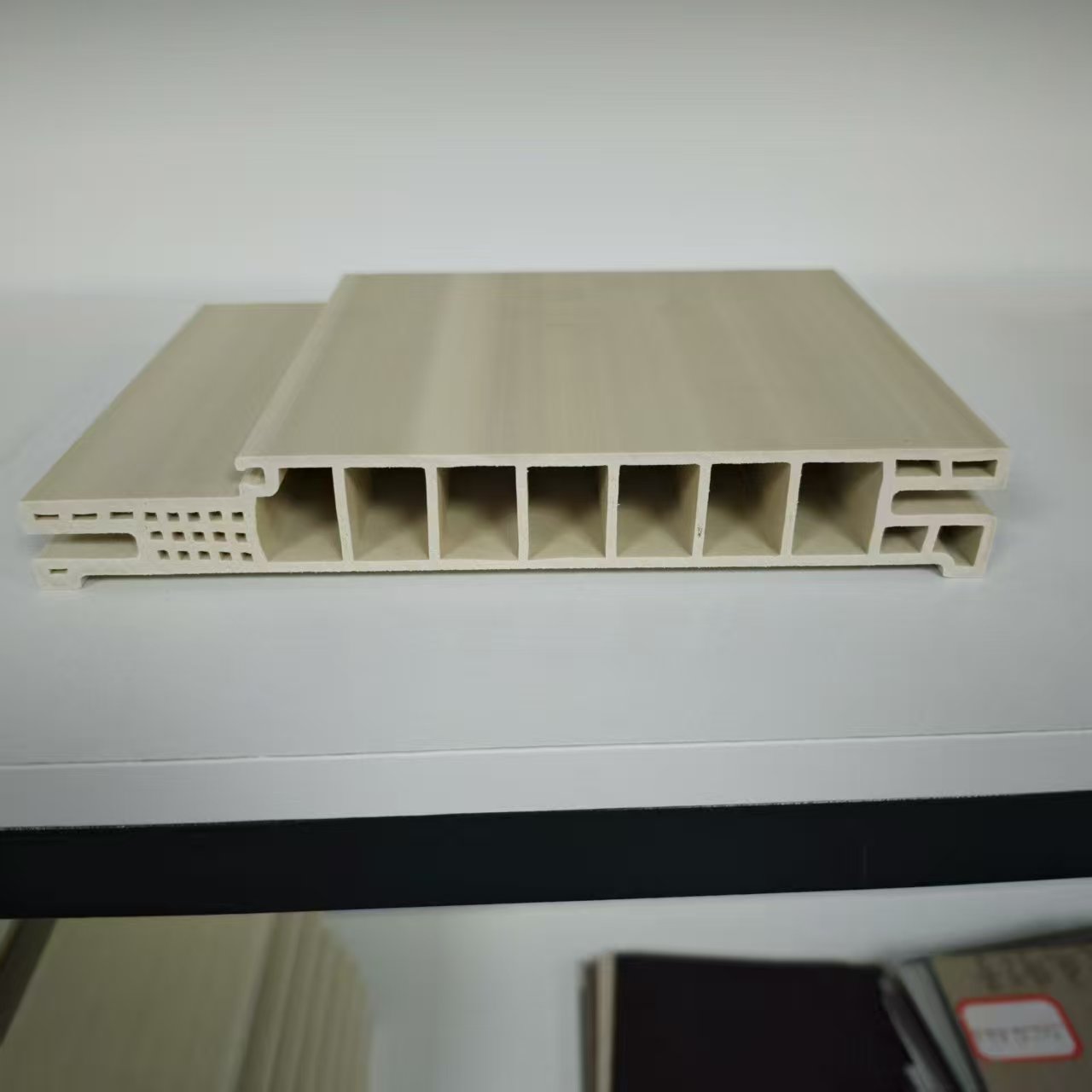 Cadre de porte WPC de type A 100/140/180/220 mm pour panneau de 40 mm/45 mm